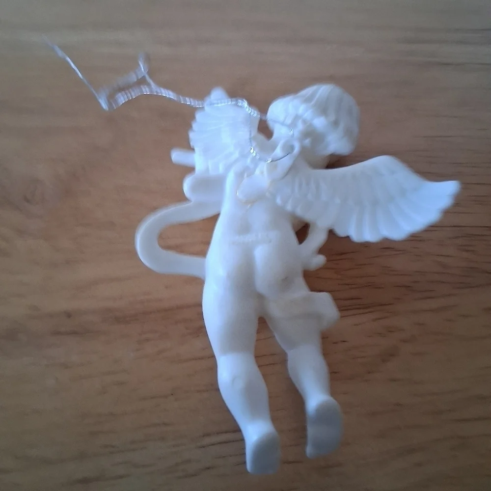 White Angel Ornament - Picture 4 of 5